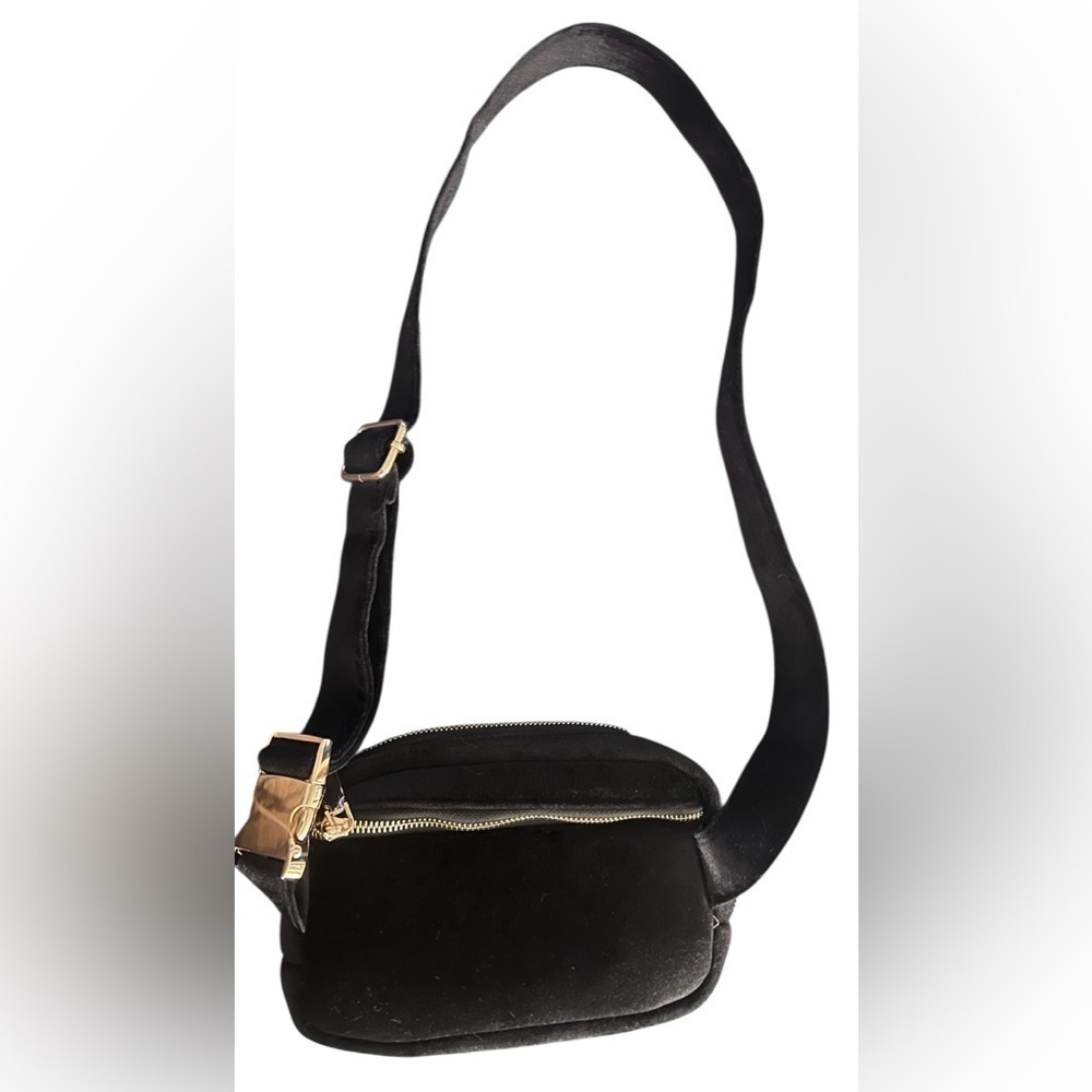 Anthropologie Black Crossbody Bag Sleek and Versatile - Picture 3 of 7